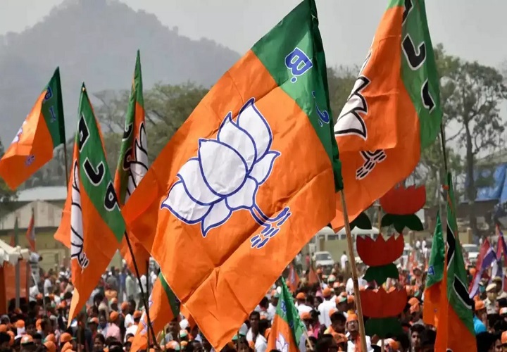 SIR प्रक्रिया में अनियमितता का आरोप