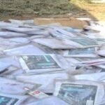 रायपुर पुलिस लाइन का चौंकाने वाला दृश्य: PPE किट खुले में बिखरीं, स्वास्थ्य विभाग पर उठे सवाल!