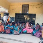 15वें वित्त की राशि रोके जाने पर सरपंचों का हंगामा, जनपद कार्यालय में जड़ा ताला