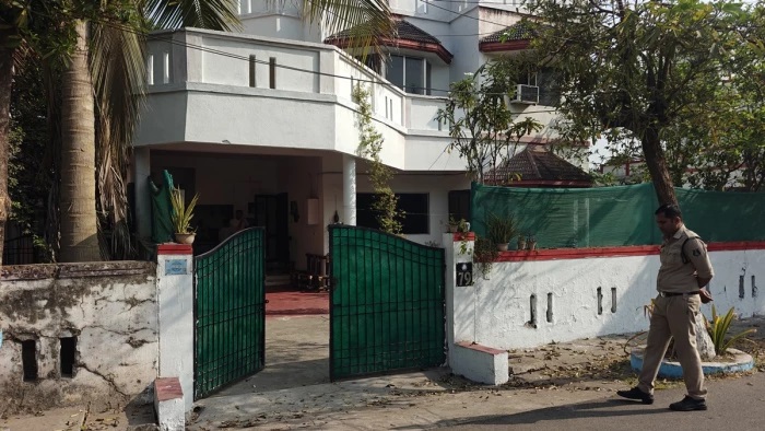रायपुर में एयरफोर्स के विंग कमांडर ने की आत्महत्या