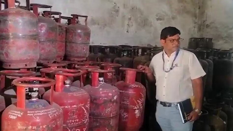 LPG को लेकर सख्ती