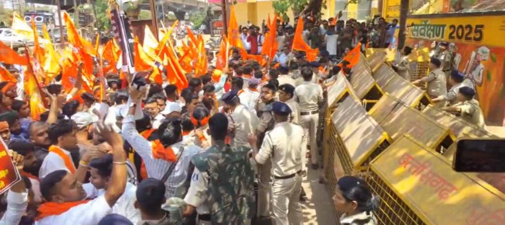 Bhilai Hanuman idol controversy