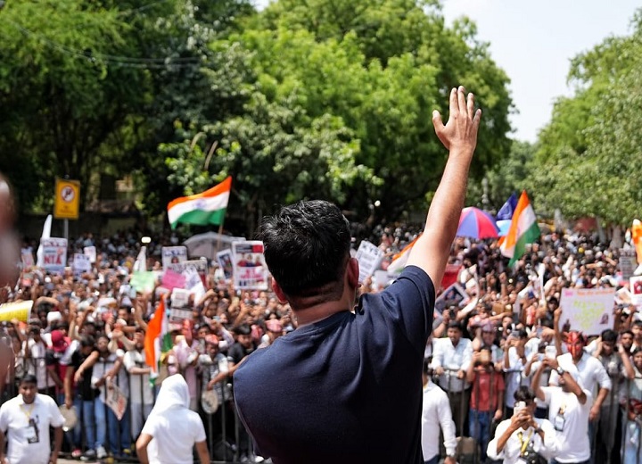 कॉकरोच जनता पार्टी