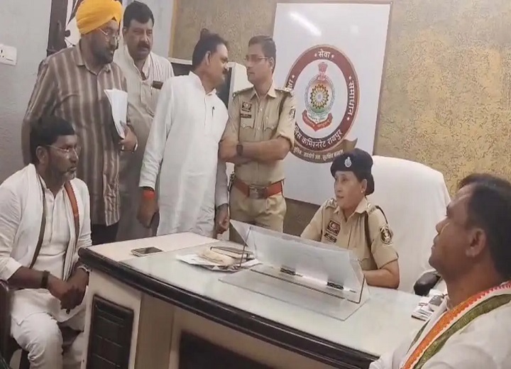 दीपक बैज