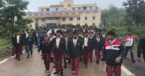 Eklavya school student protest food quality