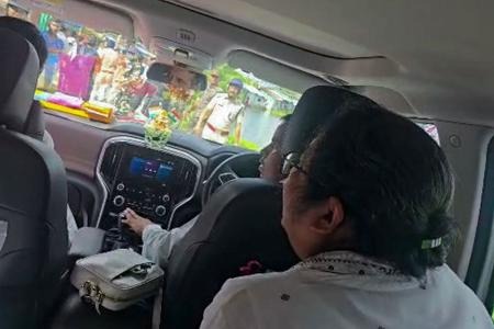 Mamata Banerjee Convoy Attacked